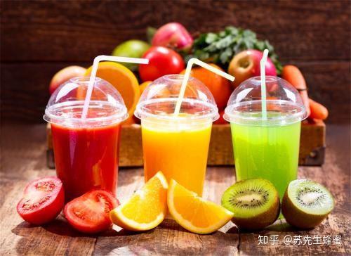 打果汁可以加蜂蜜嗎？蜂蜜與果汁的健康搭配指南